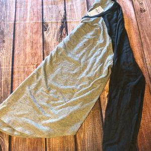 American Eagle long sleeve shirt